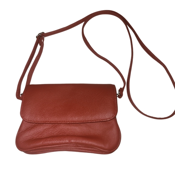 Bentley Small Red Crossbody Bag - Picture 1 of 6